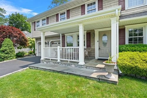 1658 Summit St, Yorktown Heights, NY, 10598-4724 | Card Image