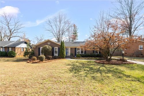 4507 Radnor Dr, Greensboro, NC, 27410-5914 | Card Image