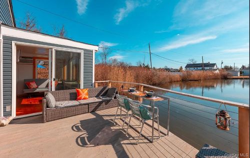 91 Penataquit Ave, Bay Shore, NY, 11706-8816 | Card Image