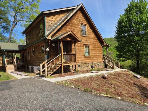 586 Laurel Haven Rd, Hayesville, NC, 28904-7778 | Card Image