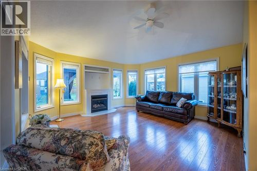 105 Balsam Trail, Port Rowan, ON, N0E1M0 | Card Image
