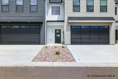 1424 Big Meadow Dr, Cheyenne, WY, 82007-3808 | Card Image