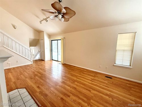 2521 Country Village Ct, Ann Arbor, MI, 48103-6514 | Card Image