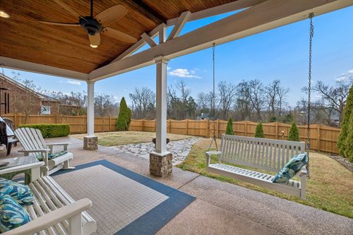 312 Meandering Dr, Lebanon, TN, 37090-1558 | Card Image