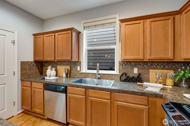 18307 38 Th Dr Se, Townhouse with 4 bedrooms, 3 bathrooms and 2 parking in Bothell WA | Image 11