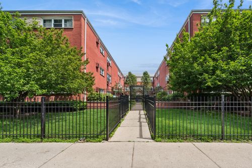 304-6969 N Ashland Blvd, Chicago, IL, 60626-3342 | Card Image