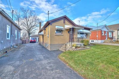 6259 Franklin Ave, House other with 3 bedrooms, 2 bathrooms and 8 parking in Niagara Falls ON | Image 2