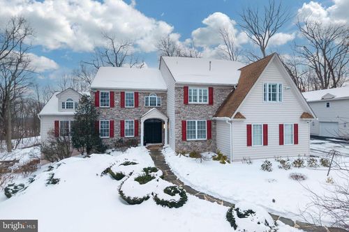 2104 Squirrel Hill Rd, SCHWENKSVILLE, PA, 19473-2004 | Card Image