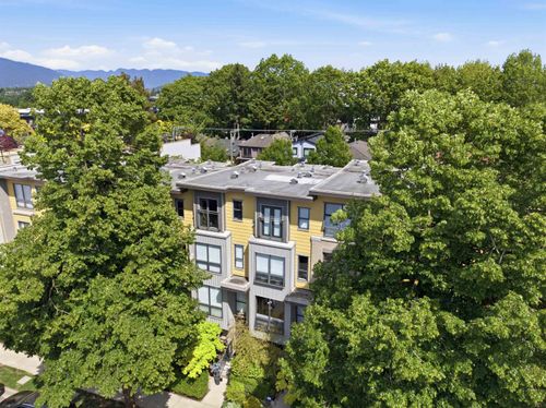 3750 Commercial St, Vancouver, BC, V5N4G2 | Card Image