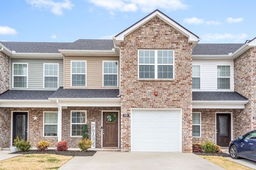 2067 Downstream Dr, Ashland City, TN, 37015-1032 | Card Image