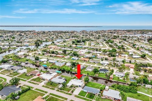 341 Duxbury Ave, PORT CHARLOTTE, FL, 33952-8332 | Card Image