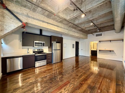 1-4411 Dallas St, Houston, TX, 77023-1810 | Card Image