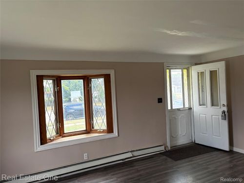 5873 Elmgrove Ave, Warren, MI, 48092-3473 | Card Image