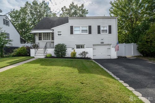 106 Glenwood Ter, Fords, NJ, 08863-1332 | Card Image