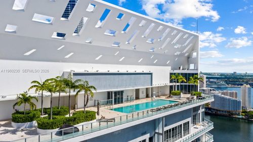 apt-2700-1300 Brickell Bay Dr, Miami, FL, 33131-3396 | Card Image