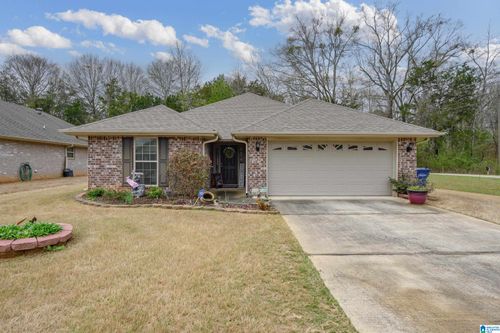 300 Vincent St, ALABASTER, AL, 35007-5063 | Card Image