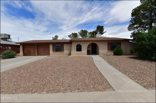 10625 Lakewood Avenue, El Paso, TX, 79935 | Card Image