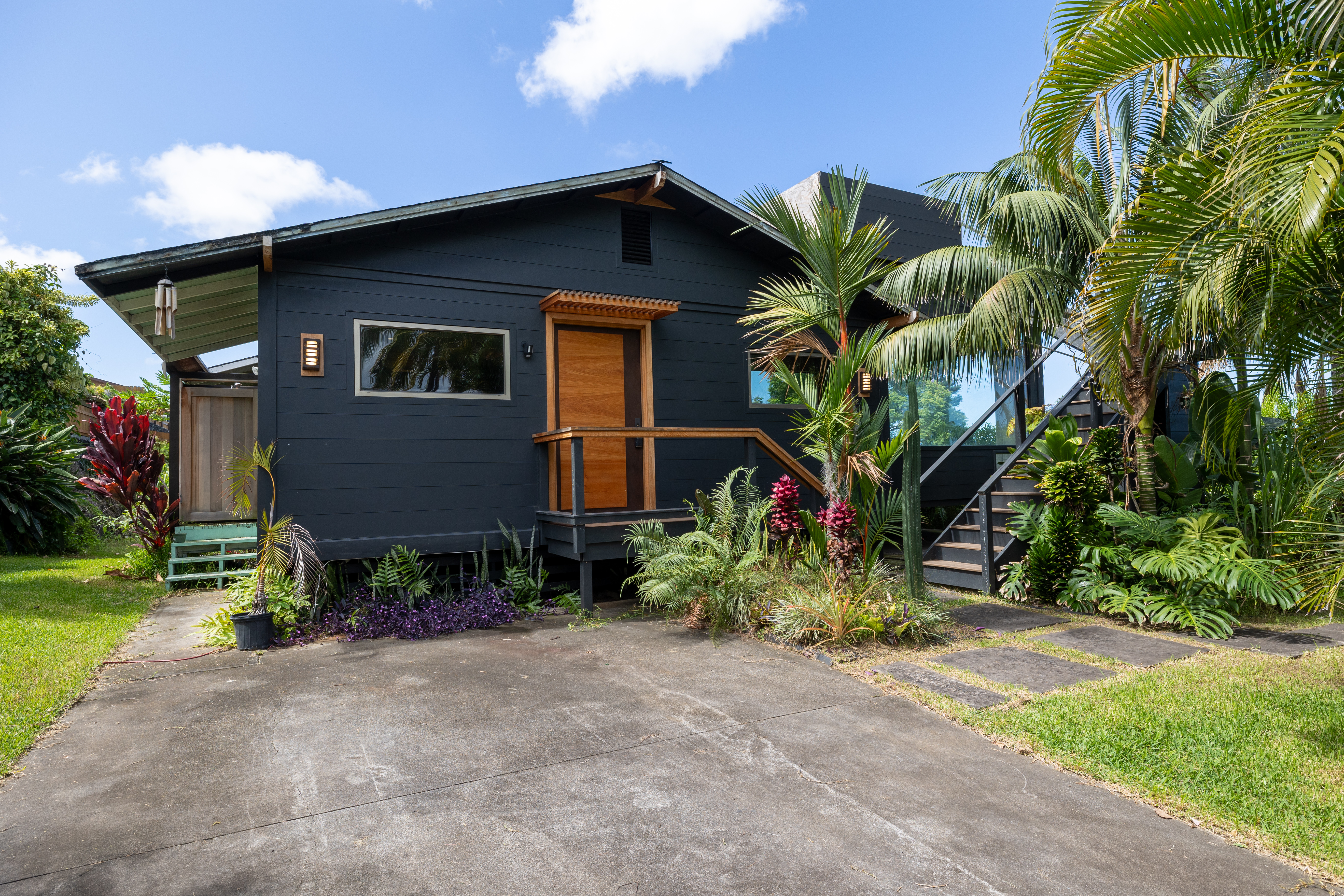 Mahilani Dr, Kailua Kona, HI 96740