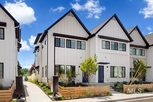 237 W Highland St, Boise, ID, 83706-3921 | Card Image
