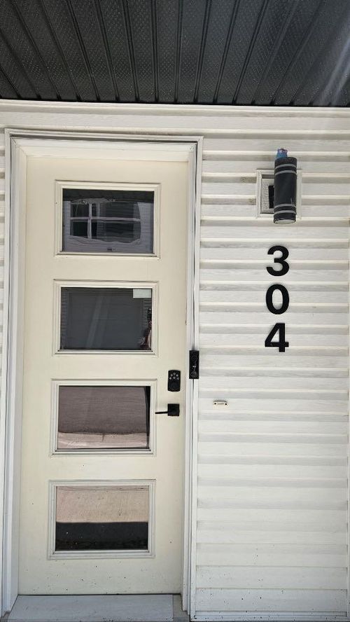 304-101 Panatella Sq Nw, Calgary, AB, T3K2R9 | Card Image