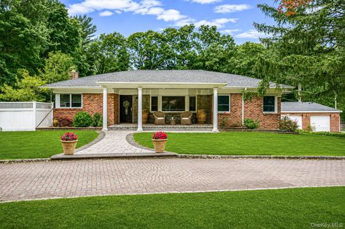 199 Dix Hills Rd, Dix Hills, NY, 11746-4606 | Card Image