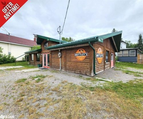 7491 Highway 35 Highway, Norland, ON, K0M2L0 | Card Image