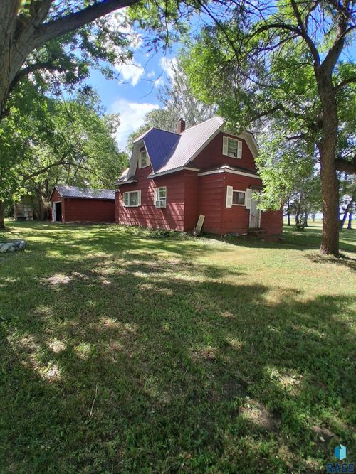 700 Pine St Street, Frankfort, SD, 57440 | Card Image