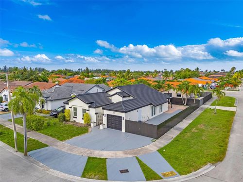 803-803 Nw 133rd Ct, Miami, FL, 33182-2201 | Card Image