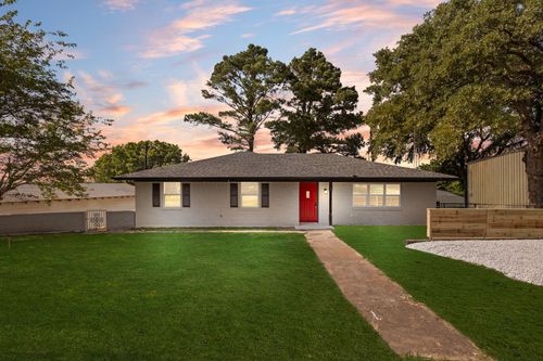 208 Shugar Cir, West Tawakoni, TX, 75474-6634 | Card Image