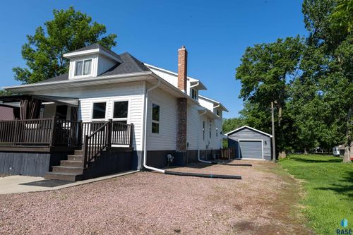 411 Garfield Ave, Willow Lake, SD, 57278-2308 | Card Image