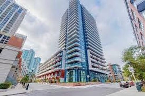 634-38 Iannuzzi St, Toronto, ON, M5V0S2 | Card Image