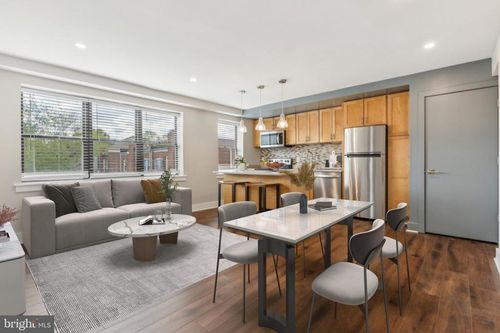 apt-218-212 Oakwood St Se, WASHINGTON, DC, 20032-1755 | Card Image