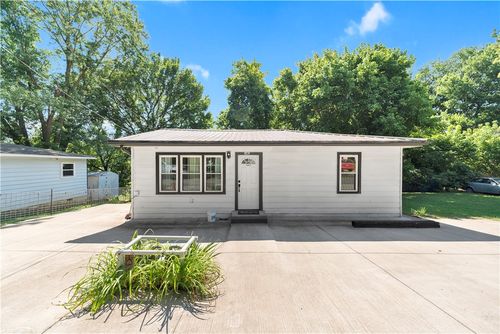 141 S Allen Street, Cave Springs, AR, 72718 | Card Image