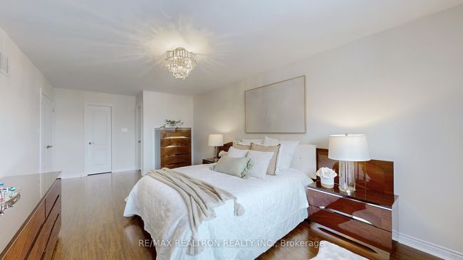 25 October Lane, House attached with 4 bedrooms, 4 bathrooms and 3 parking in Aurora ON | Image 22