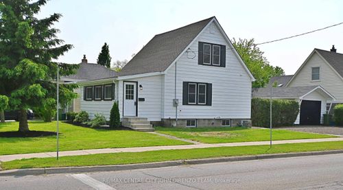 52 Woodworth Ave, Saint Thomas, ON, N5P3J8 | Card Image