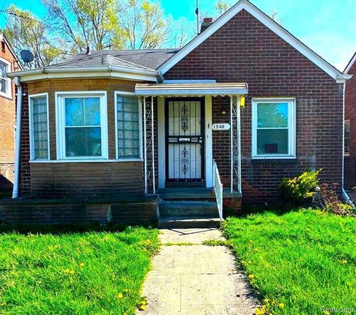 15480 Saratoga St, Detroit, MI, 48205-2930 | Card Image