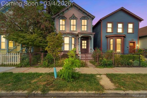1714 Bagley St, Detroit, MI, 48216-1911 | Card Image