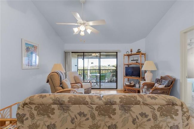 APT-502 - 7596 Captains Harbor Dr, Condo with 2 bedrooms, 2 bathrooms and 4 parking in Bokeelia FL | Image 11