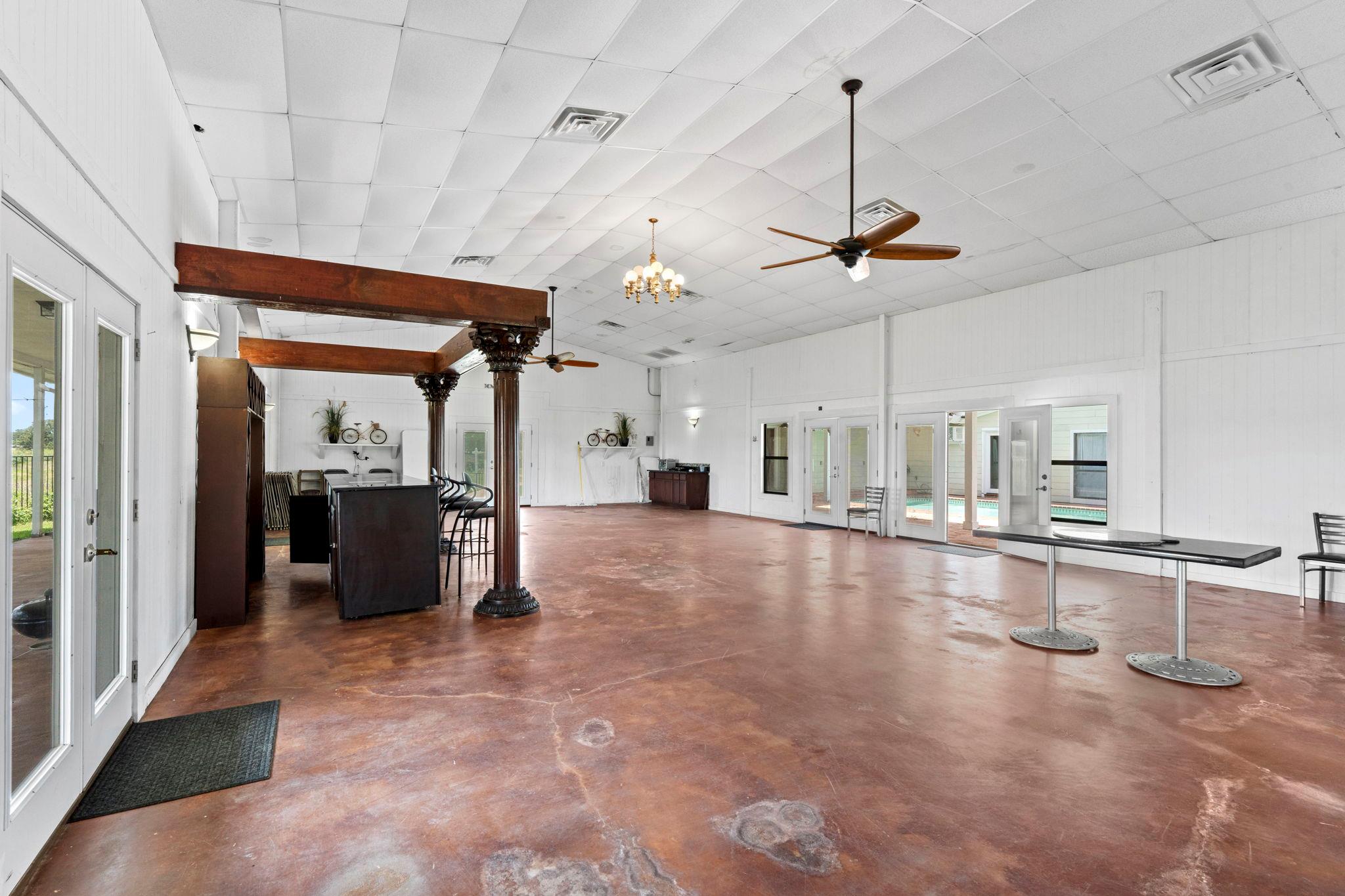 Commercial Sale in Giddings 5