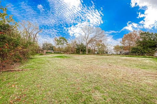 7123 Saint Louis St, Houston, TX, 77028-4333 | Card Image