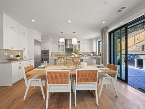 110 Erin Ct, San Rafael, CA, 94903-1620 | Card Image