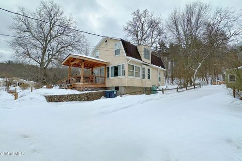 68 Lake Shore Circle Dr, Nassau, NY, 12123-2413 | Card Image