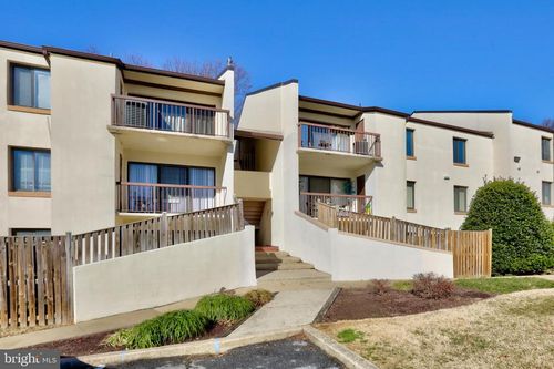 apt-202-7b-10118 Campus Way S, UPPER MARLBORO, MD, 20774-2136 | Card Image