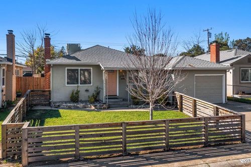 5200 Whittier Drive, Sacramento, CA, 95820 | Card Image