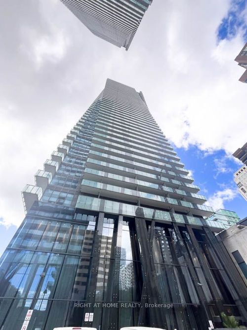 3804-65 St Mary St, Toronto, ON, M5S0A6 | Card Image