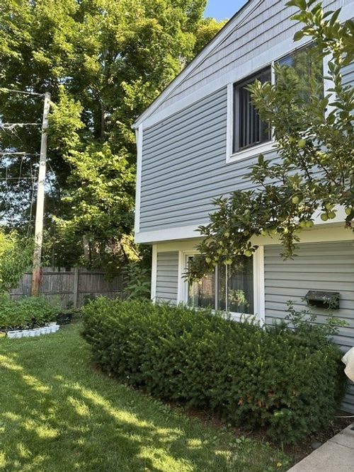 889-889 Oxford Pl, Wheeling, IL, 60090-2621 | Card Image