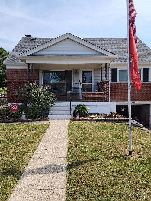 3492 Moonridge Dr, Cincinnati, OH, 45248-4238 | Card Image