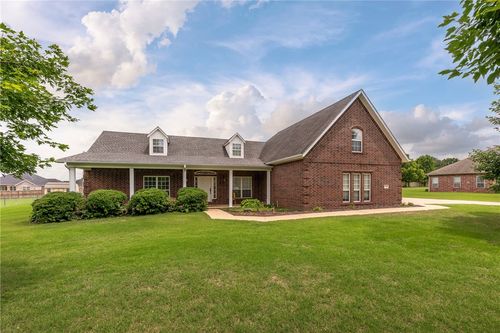 276 Fredonia St, Elm Springs, AR, 72762-8073 | Card Image