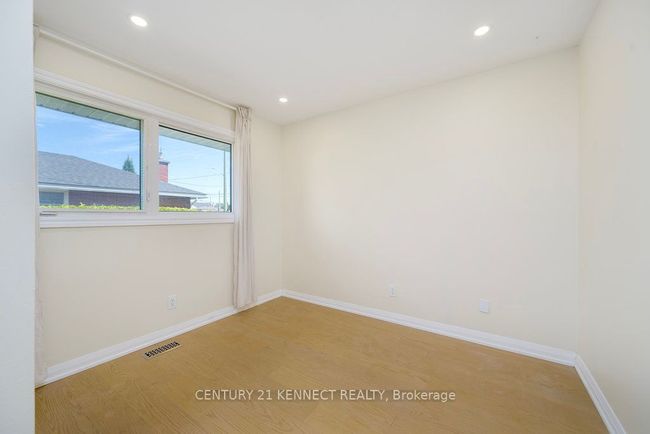 1666 Fisher Ave, House other with 3 bedrooms, 2 bathrooms and 3 parking in Ottawa ON | Image 19