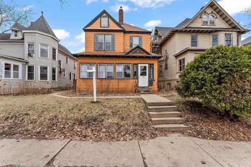 437 Wheeler St N, Saint Paul, MN, 55104-3845 | Card Image